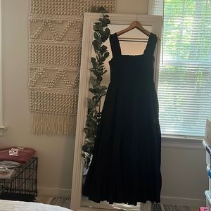 ABERCROMBIE & FITCH SMOCKED POPLIN MAXI DRESS BLK